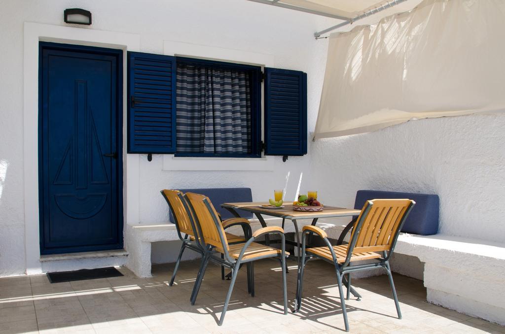 Yialos Studios-Apartments Makrýgialos Exterior foto